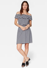 Load image into Gallery viewer, KLEID | Off-Shoulder-Kleid mit Rüschen
