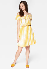 Load image into Gallery viewer, KLEID | Off-Shoulder-Kleid mit Rüschen
