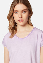 Load image into Gallery viewer, T-SHIRT | T-Shirt mit Chiffon
