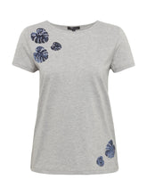 Load image into Gallery viewer, T-SHIRT | T-Shirt mit Blätter-Print
