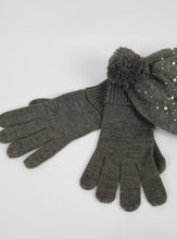 Load image into Gallery viewer, MÜTZE | Dunkelgraue Strickmütze mit passenden Handschuhen
